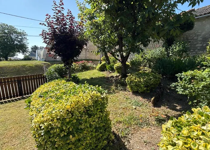 Les Rosiers Thurageau